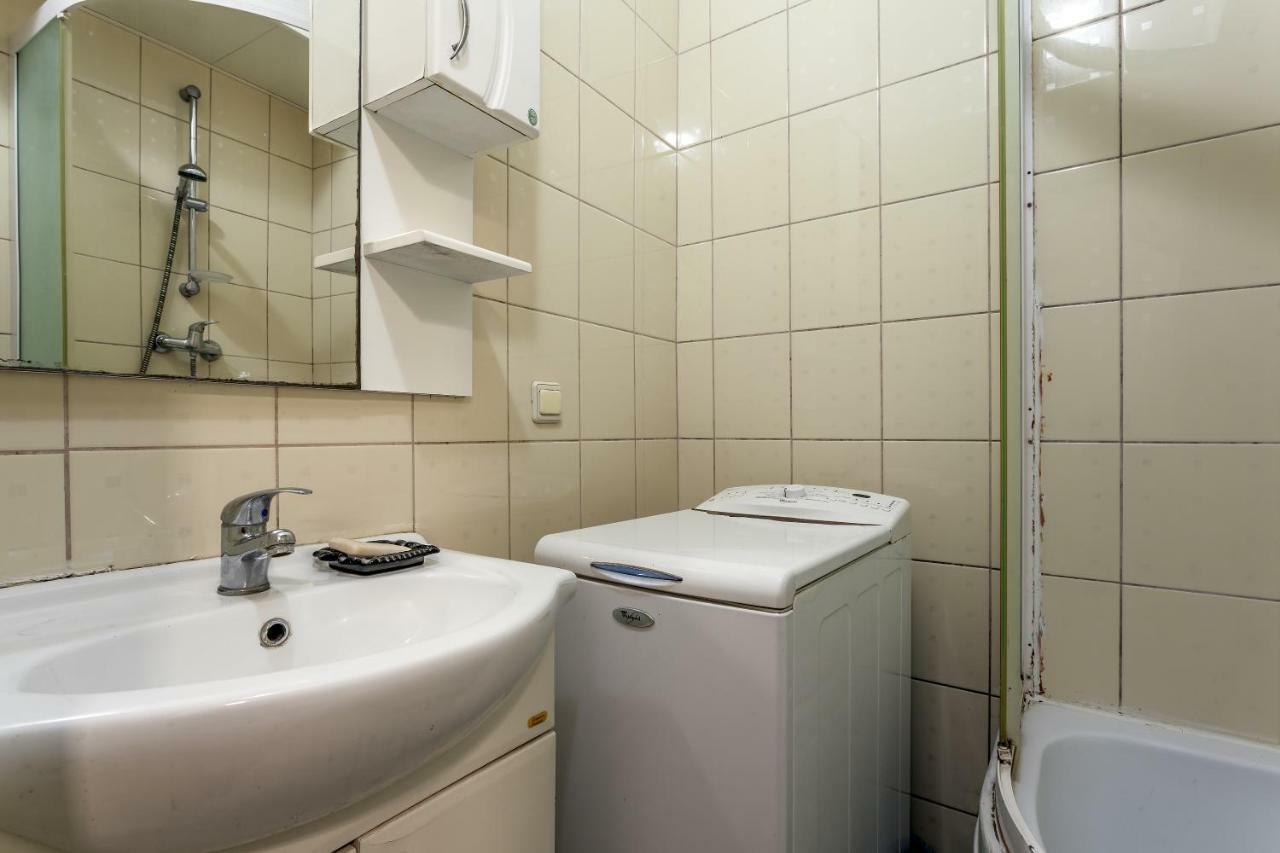 Apartment On Sharanevycha Lviv Exterior photo